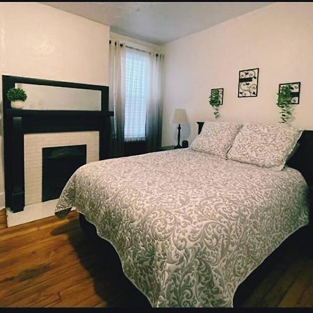 Lovely 2Br W Office Space - King Bed & Alexa Lägenhet Pittsburgh Exteriör bild