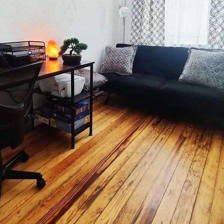 Lovely 2Br W Office Space - King Bed & Alexa Lägenhet Pittsburgh Exteriör bild