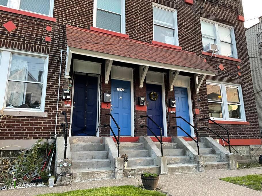Lovely 2Br W Office Space - King Bed & Alexa Lägenhet Pittsburgh Exteriör bild