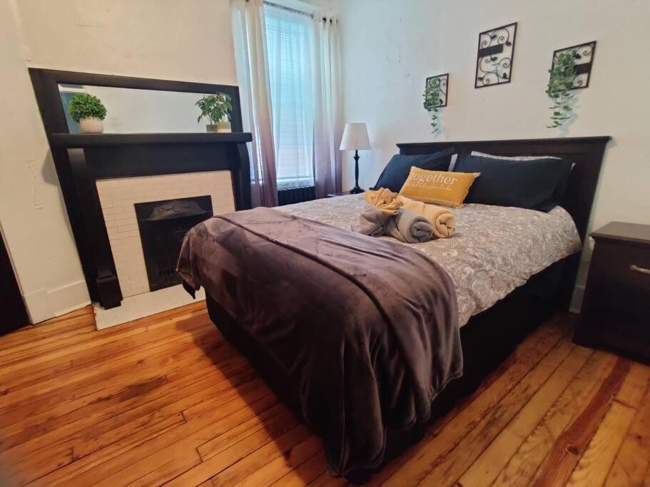 Lovely 2Br W Office Space - King Bed & Alexa Lägenhet Pittsburgh Exteriör bild