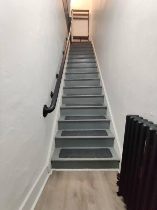 Lovely 2Br W Office Space - King Bed & Alexa Lägenhet Pittsburgh Exteriör bild